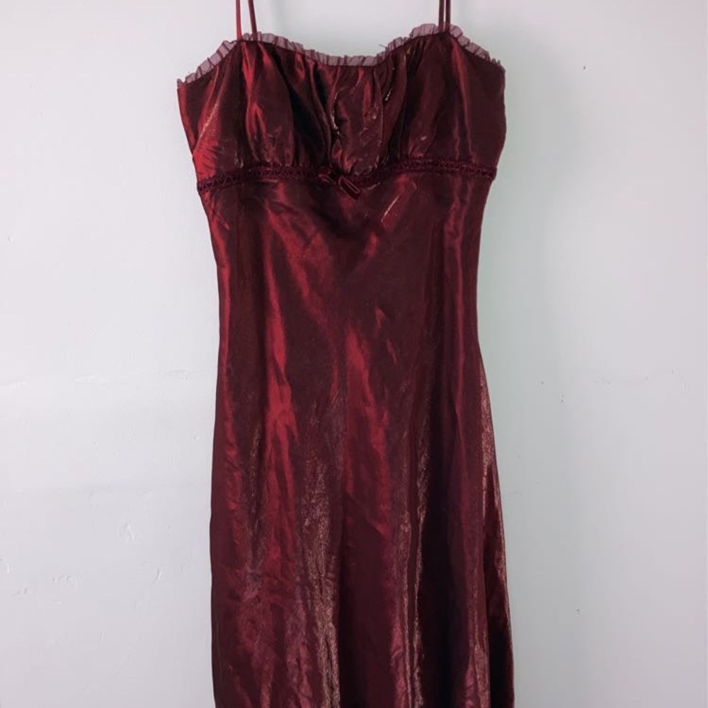Vintage dark red fit and flare shimmer dress